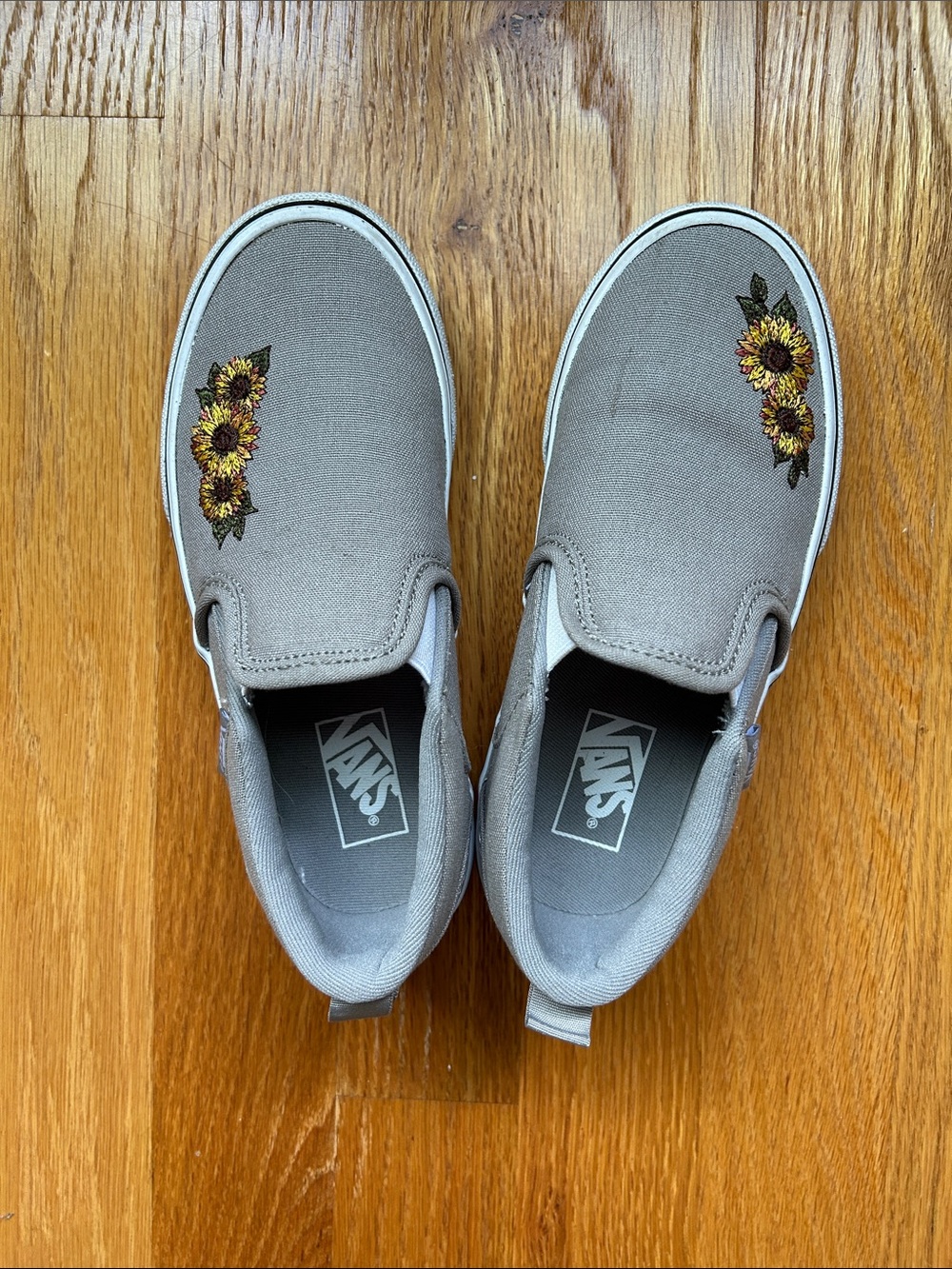 Vans Kids Gray Slip-On Sneakers with Sunflower Embroidery